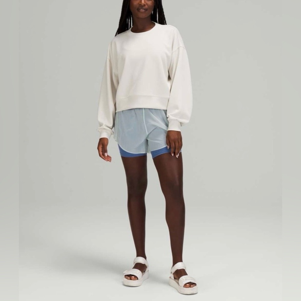 2021 Lululemon Softstreme Perfectly Oversized Cropped Crew White Opal Size 4 - Picture 3 of 6